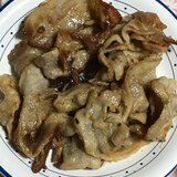 豚バラ薄切り肉のグリーンカレーペースト炒め